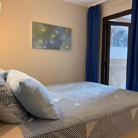 Charming Sea Access - Pelicannes Apartman *
